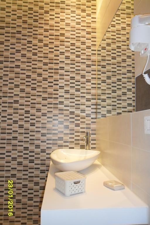 Hotel Location Lory à Busto Arsizio Extérieur photo